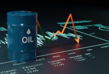 أسعار-النفط-تتراجع-وتسجل-خسارة-أسبوعية-تتجاوز-12%