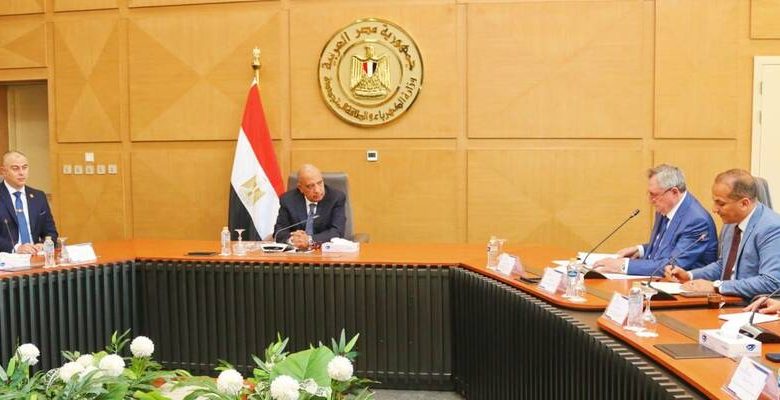 مصر-وروسيا-تبحثان-توسيع-الشراكة-في-مجال-الطاقة-المتجددة