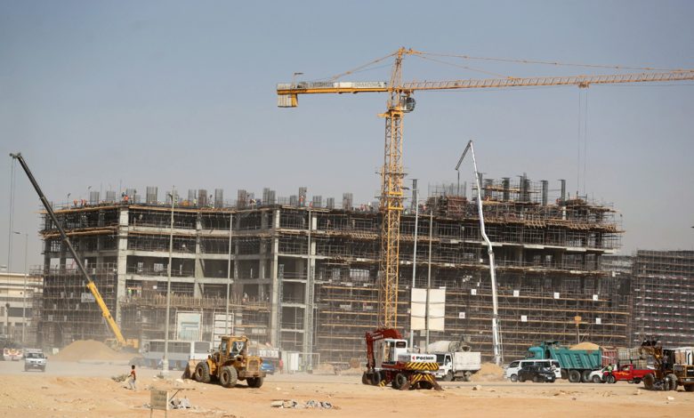 المقاولات-والعقارات-تترقبان-أثر-الهدنة-بين-أمريكا-وإيران