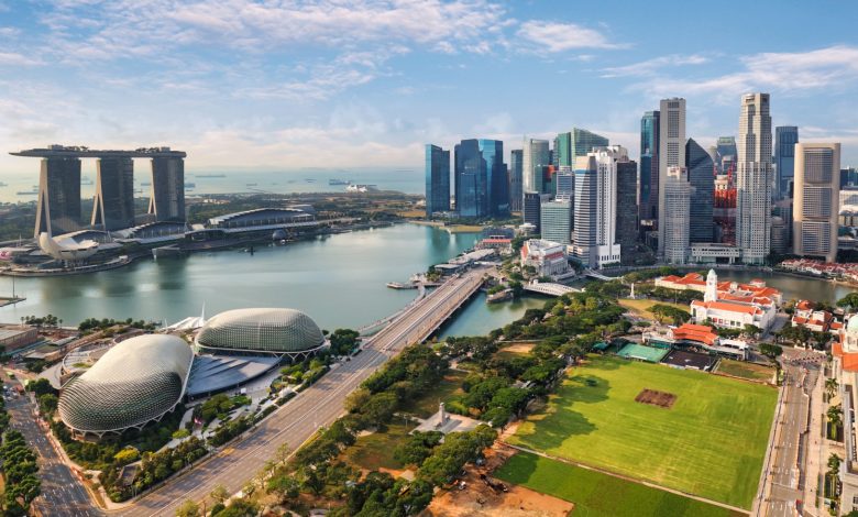 هيئة-النقد-في-سنغافورة-تشدد-سياستها-النقدية-وترفع-توقعاتها-للتضخم