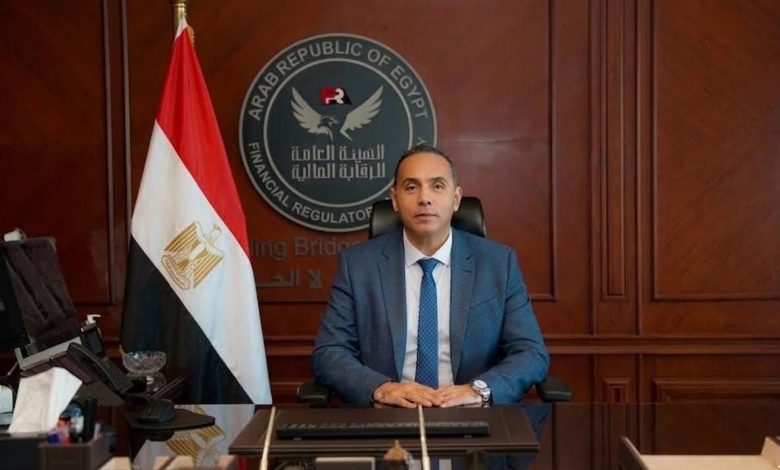 انضمام-إسلام-عزام-لعضوية-المجموعة-الوزارية-الاقتصادية