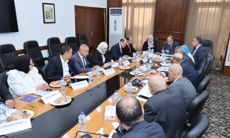 “التنمية-الصناعية”-و”اتحاد-الصناعات”-يبحثان-تيسير-التراخيص-وخفض-أعباء-المستثمرين