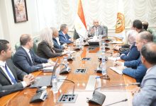 وزير-العمل-يبحث-التعاون-مع-“أروجلو”-التركية-للملابس-الجاهزة