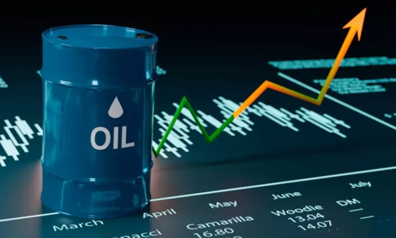 النفط-يواصل-مكاسبه-وخام-برنت-يتجاوز-111-دولارًا-للبرميل