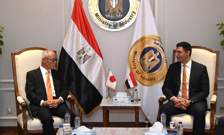 شركات-يابانية-ترغب-في-التعرف-على-المزايا-الاستثمارية-بمصر