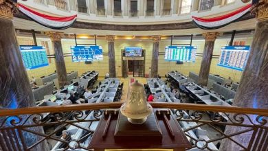 المؤشر-الرئيسى-يفقد-الزخم-الصاعد-ويختبر-دعمًا-محوريًا-عند-52-ألف-نقطة